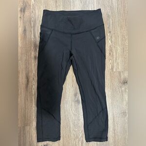 Athleta Stealth Trucool Capri Laser Cut Leggings